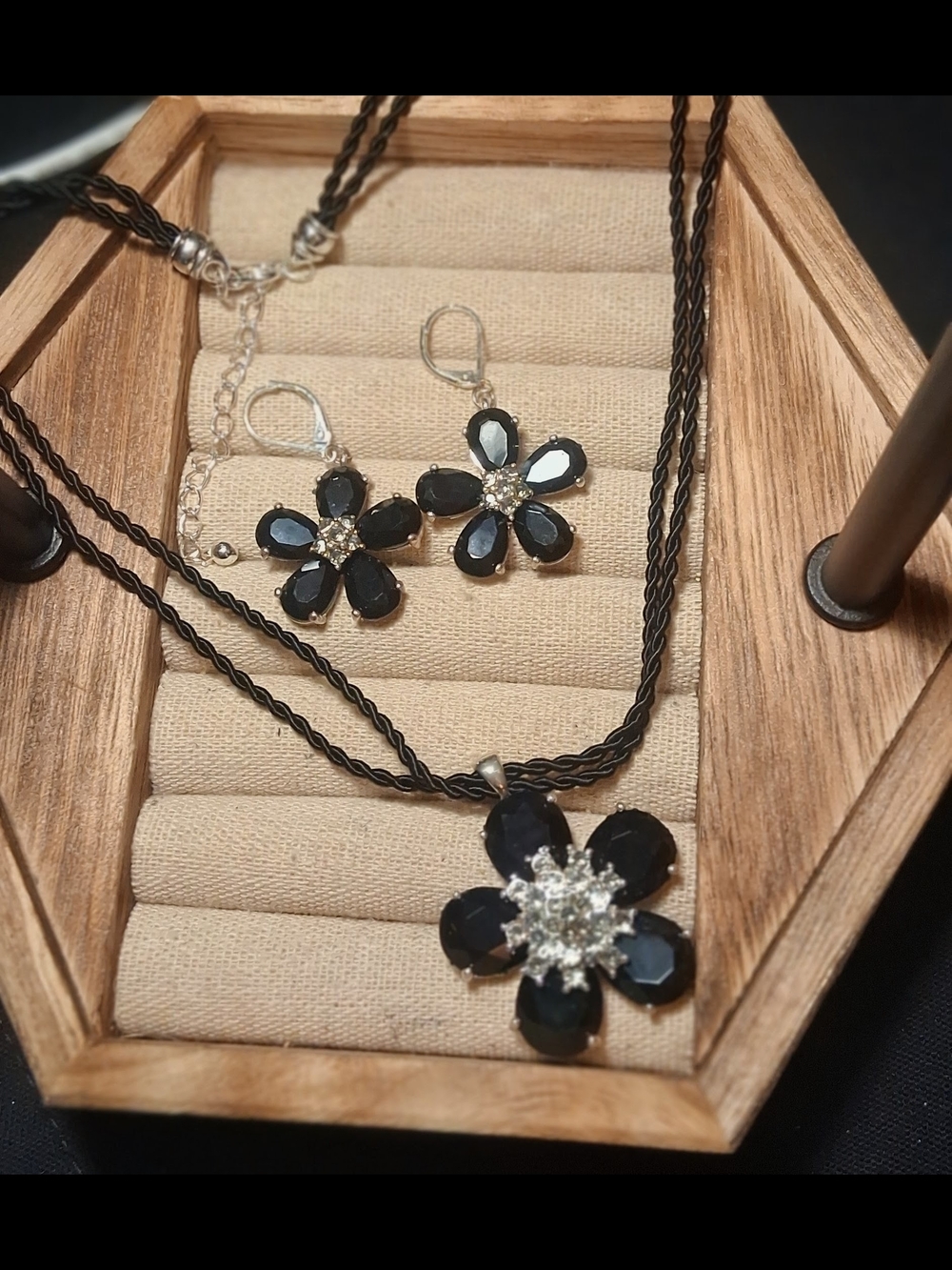 Black Floral Crystal Pendant Necklace and Earrings Set